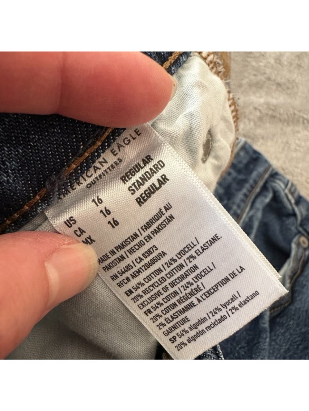 American Eagle Stovepipe Wide Leg Dark Wash Jeans Women's size 16 Regular 2025 - Picture 4 of 9